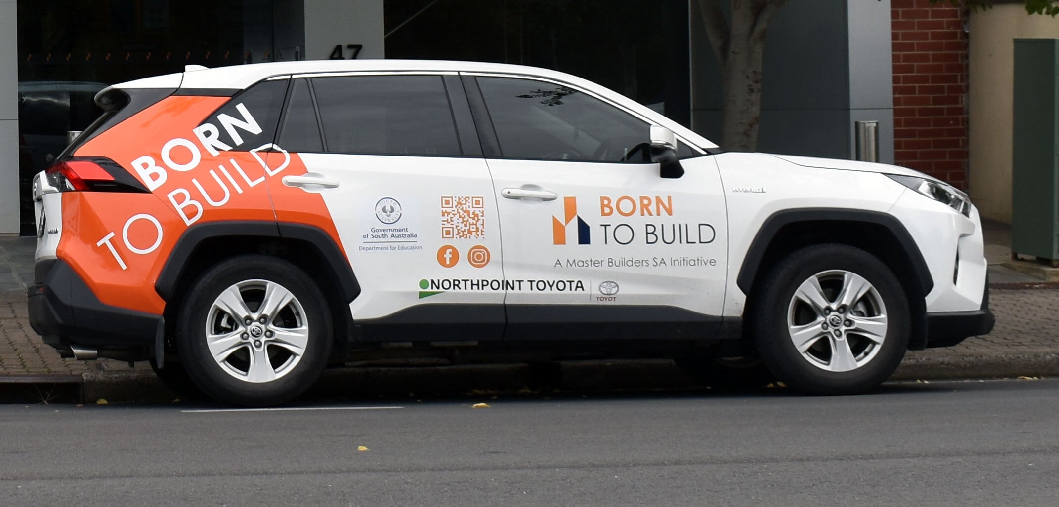 Born-to-build-vehicle