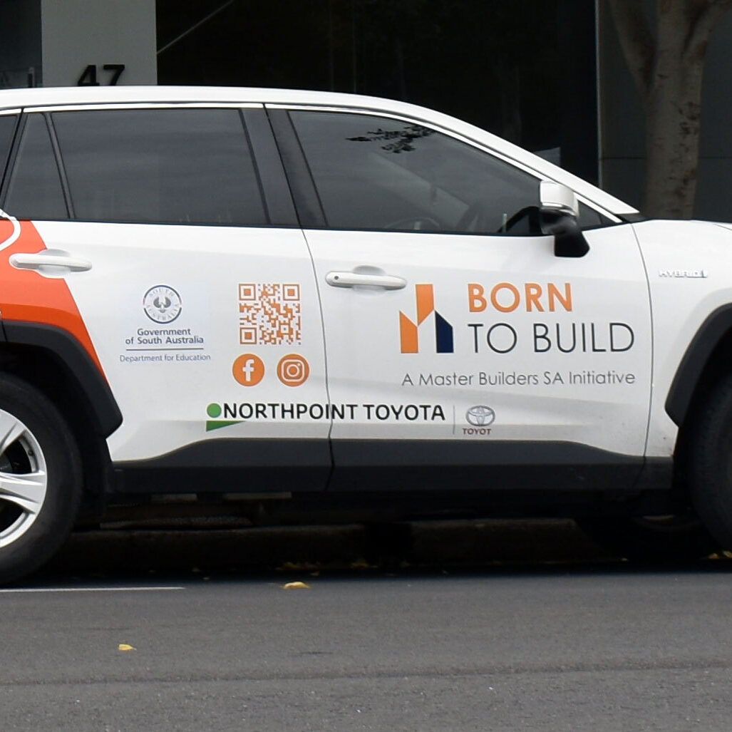 Born-to-build-vehicle